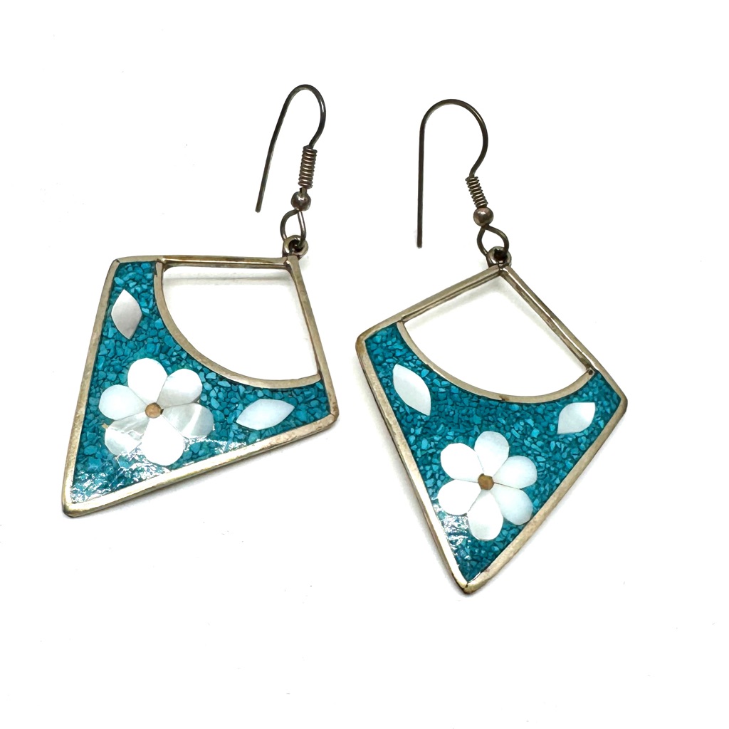 Vintage Alpaca Dangle Earrings Turquoise Chip And Mother Of Pearl Floral Inlay